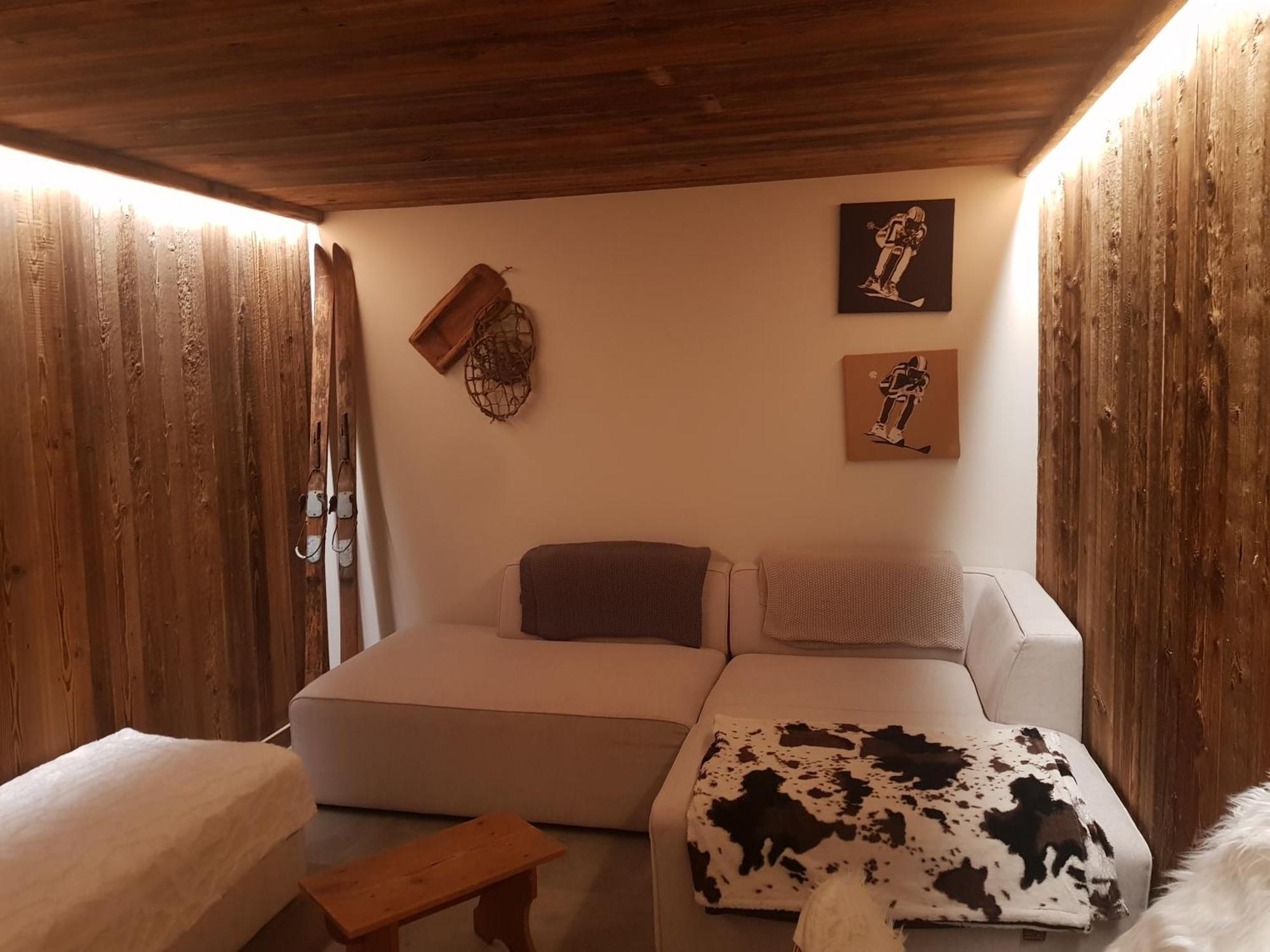 Guest house Aux Fermes De La Croix, Maison D'hotes, *