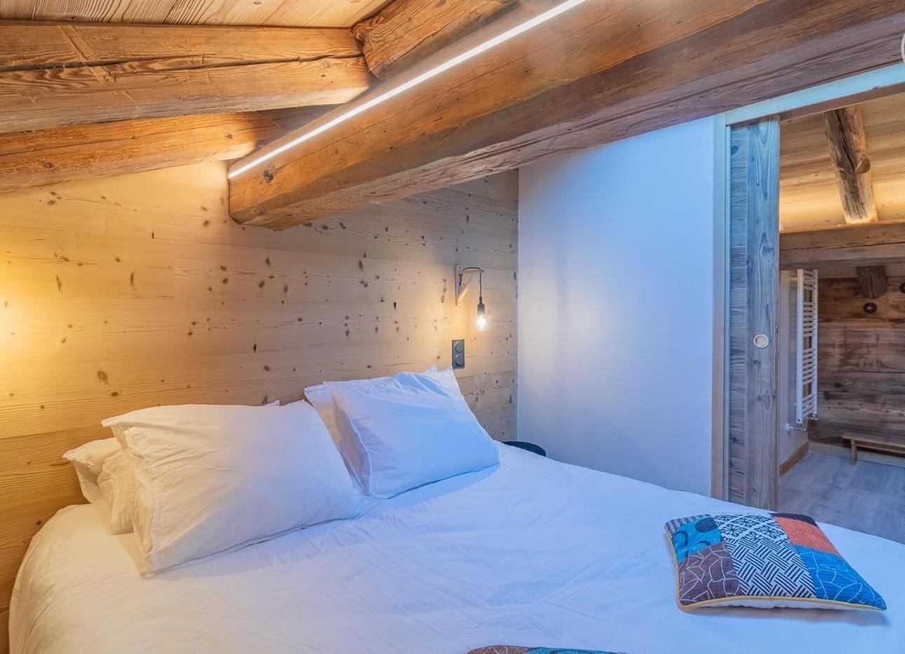 Aux Fermes De La Croix, Maison D'hotes, Guest house *